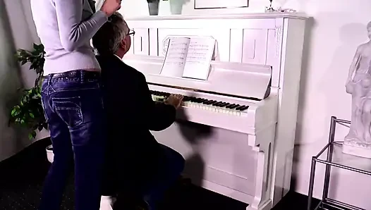 Vahşi Sarışın Yoğun Parmaklama Ve Makaslama Kaosu Içinde