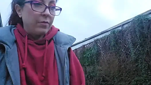 Asosyal faery işiyor