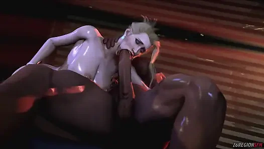 Scarlet gırtlağına kadar alıyor