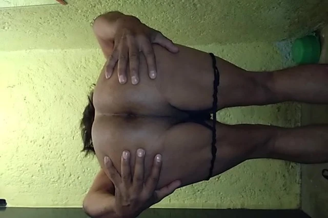 MADURO TRANS TV DE CLOSET CALIENTE COGER POR EL CULO XXX