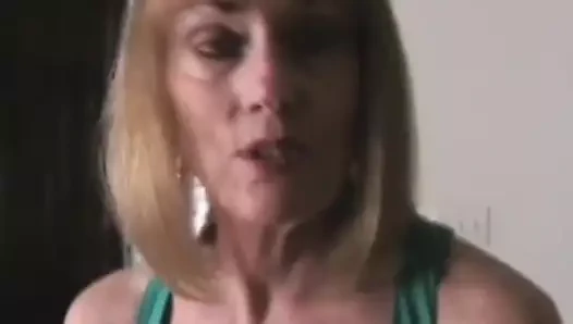 azgın ev hanımı amatör handjob