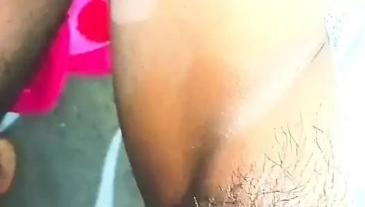 Desi teyze köyde sikişiyor seks videoları büyük memeler büyük yarak büyük göğüsler
