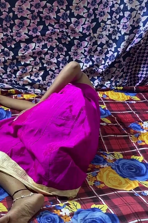 Hintli çiftin ev yapımı seksi