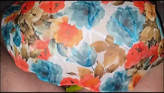 Hamile kalmak istiyor musun? Kauçuğu çıkaracağım ve amını dölle dolduracağım