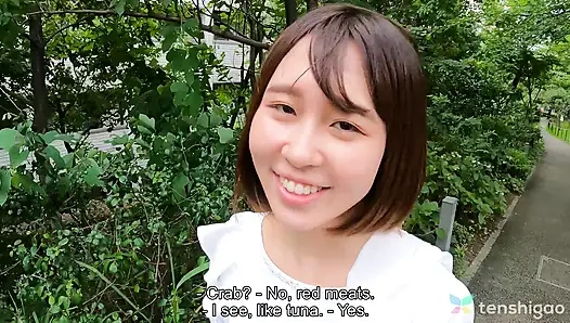 La ragazza della porta accanto kurumi aoyama si spoglia per noi oggi