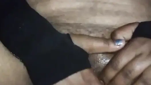 Hintli amcığım ateşli amcığımı yalıyor tıpkı hintli siyah amcığım gibi ve yorum yap beni takip et amcığımın nasıl olduğunu söyle