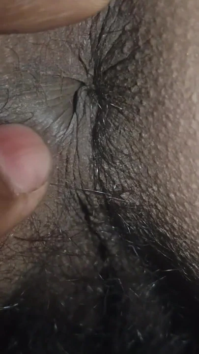 Мощный момент от "Дези Рангили бхабхи Аай"