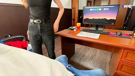 Konuşmak, iş görüşmesi, kocamı bir iş için aldatmak.