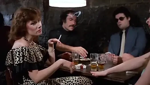 Heisse Hoschen - minyon culottes chaudes et mouillees - bu gece beni baştan çıkar - tatlı seksi frikikler (1982)