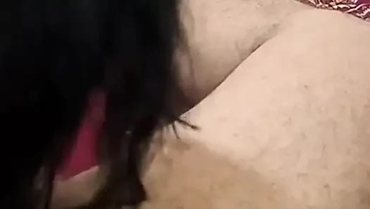 Üvey kız kardeşimin en iyi arkadaşı yarak istiyor