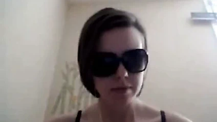 marilyn ile görüntülü sohbet