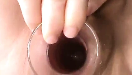 Yeni oyuncak ile benim kedi germe