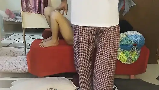 Yengenin amını sikiyor garam masala kıllı olgun amcık sert seks