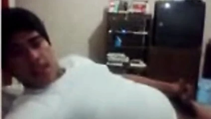 marcos  masturbandose