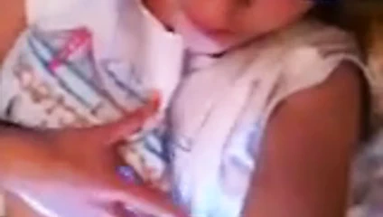 İnek beyaz bir kızda boobies