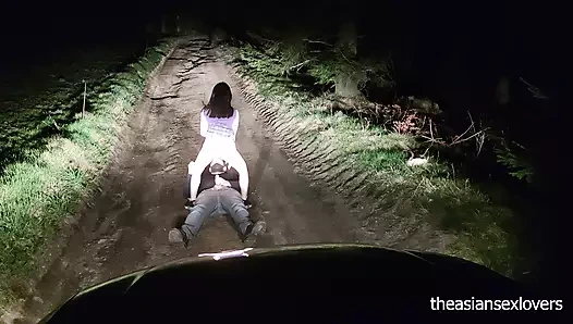 "Arkadaşlarıyla partiden sonra eve gidiyor"