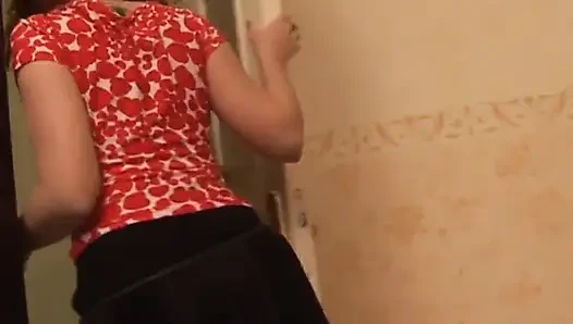 Yaşlı şişman adam doğal göğüslere bayılıyor genç kızlar