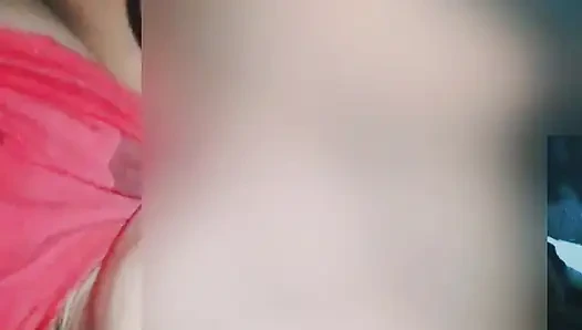 Having sex quickly with the neighbor's wife from the neighbor's room moved to his room