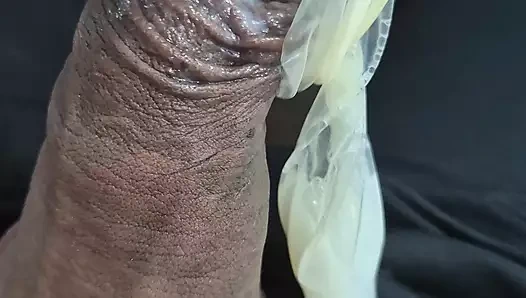 Yeni bir prezervatif denedim