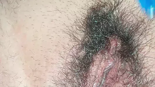 Kıllı amcıkları seviyorum ama tıraşlı amcıklar...