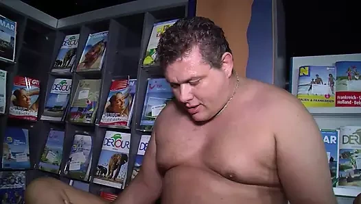 Olgun yarak orta yaşlı seksi kadın amcığını seviyor