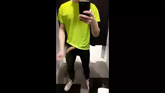 Soyunma odasında cumming