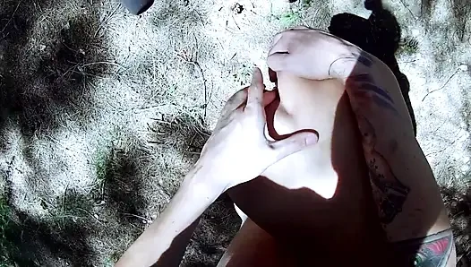 Edepsiz kaltak yarağa güzelce biniyor