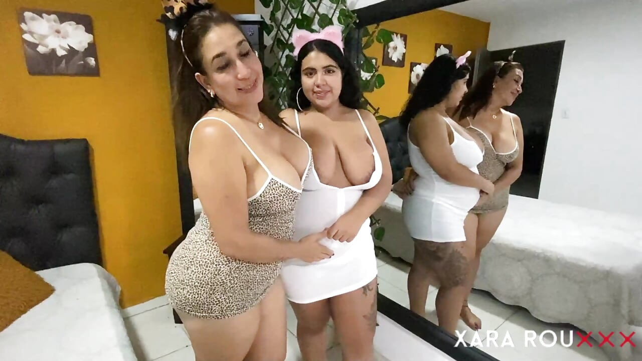 Üvey annem benimle ve büyük zenci yarağıyla üçlü seks yapmak istiyor