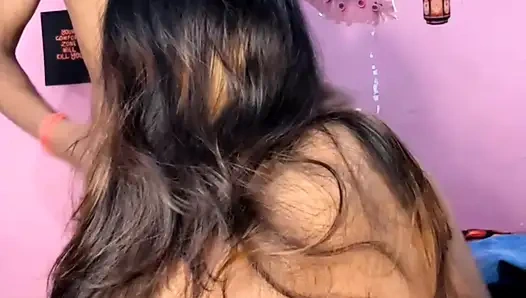 Ailemin Yokluğundan Faydalandı. Üvey Kız Kardeşimi Siktim.