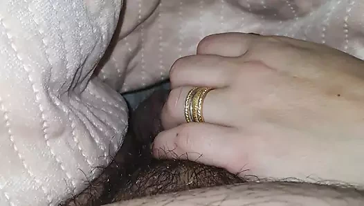 Kimse üvey oğlunun sikini üvey annesinden daha iyi tutamıyor