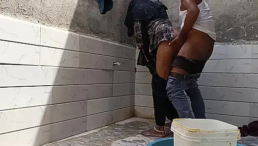 Pati Bahar Gaye padosi