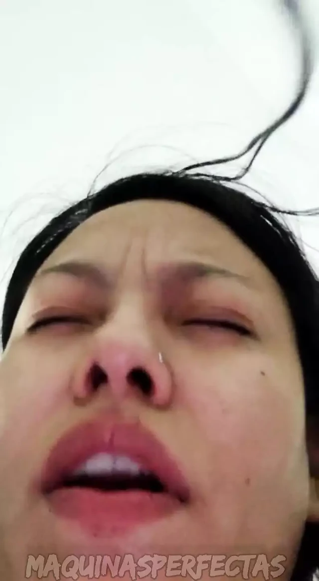 Gerçek kız becerdin ile inilti üzerinde xhamster