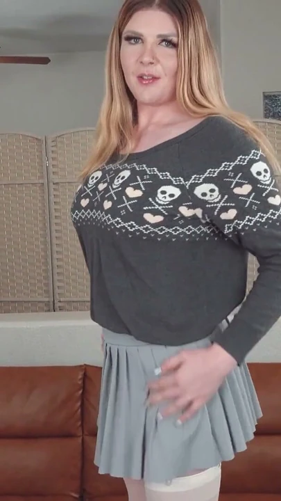 GROOBYGIRLS - Ashley'in Kocaman Sert Sikini ve Anal Mastürbasyonunu İzleyin | Bölüm 1