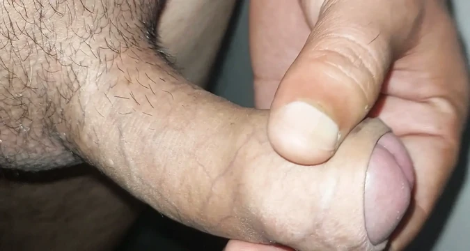 Baba banyoda bana handjob yapıyor