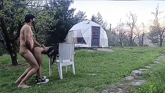 Bayan mahi ile açık havada seks