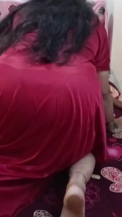 Yeni kırmızı elbiseli teyze erkek arkadaşıyla süper seks yapıyor | Klip 1