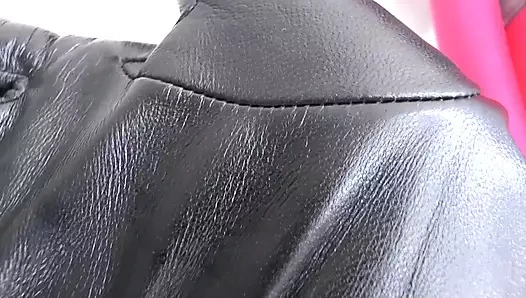 Güçlü eldivenlerimi kokla