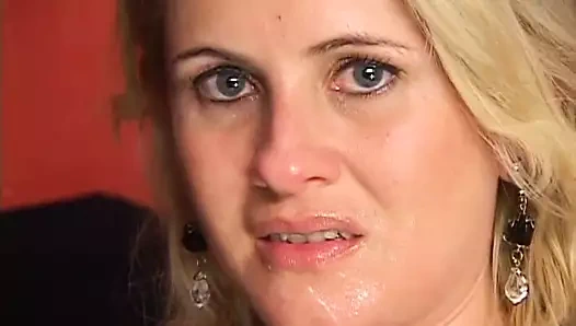 She-male bir kadın sikikleri!!! - bölüm #02