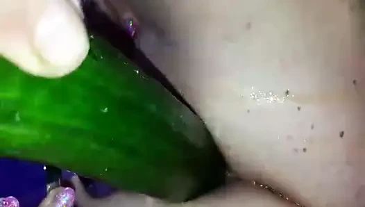 salatalık ile sikişmek