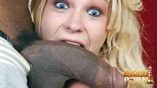 Rastgele sarışın bebek emme üzerinde the büyük horoz arasında shorty mac