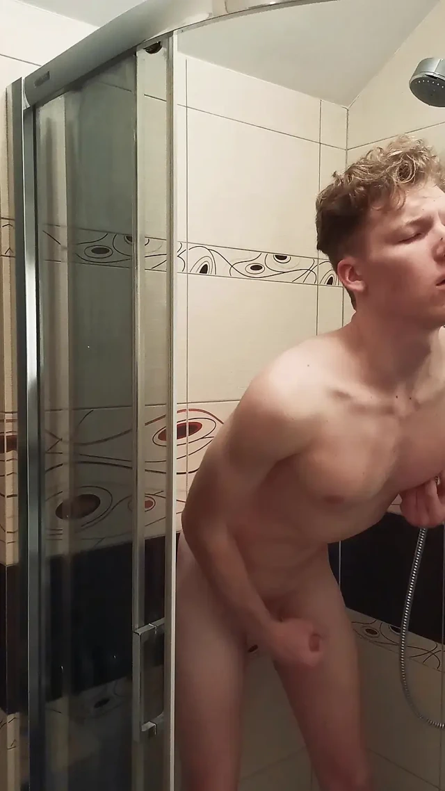 A young guy kneads his ass and at the same time jerks sweetly