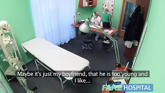 Sahte hastane flört dövmeli minx hızlı ve sert seks talep ediyor