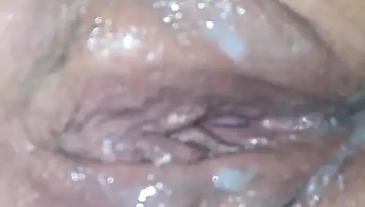 Azgın iri güzel kadın döllenmek istiyor