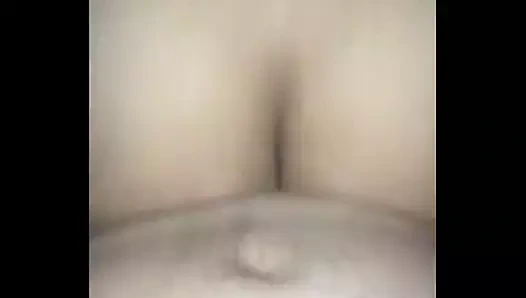 İri güzel sürtük kocama biniyor