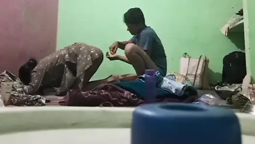 Üvey erkek kardeş ilk kez chudai üvey kız kardeş