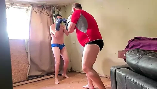 Silver Daddy Boxer VS Jobber