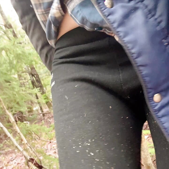 pussy pissing  water on the rock