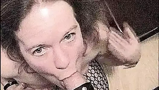 Adım anne gets yardım yalama kapalı the horoz