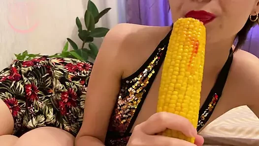 Mukbang, yemek götten ağza - küçük nika