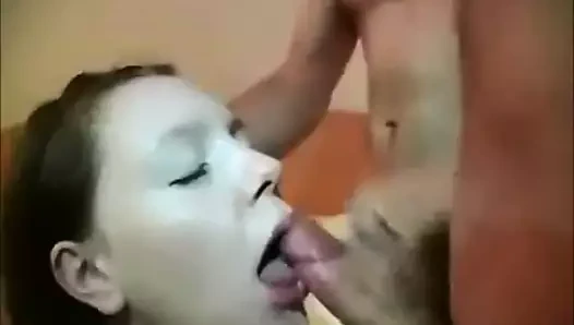 İngiliz kız, bir bukkake yüz